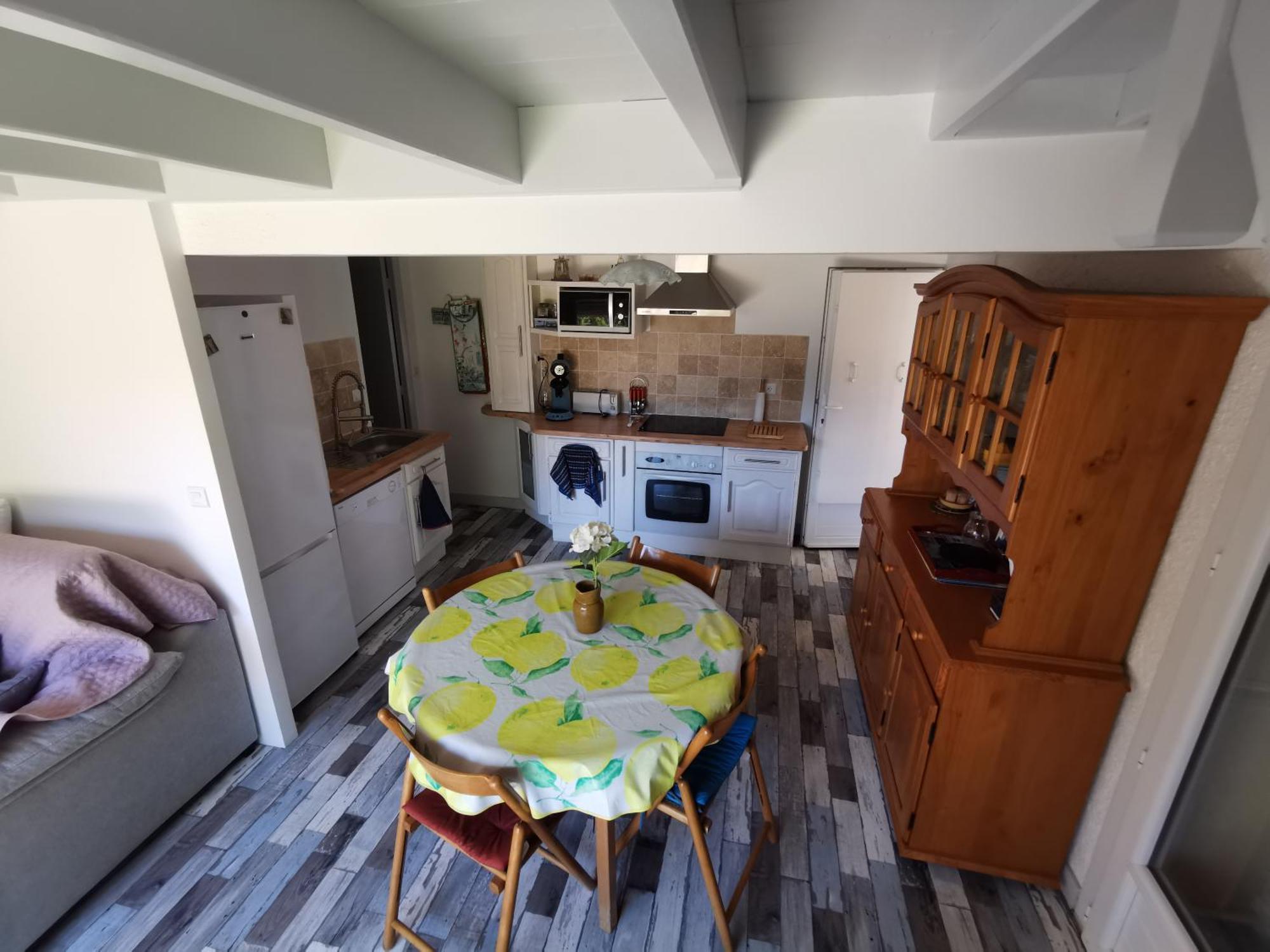 Petite Maison Agreable A 300 M De La
